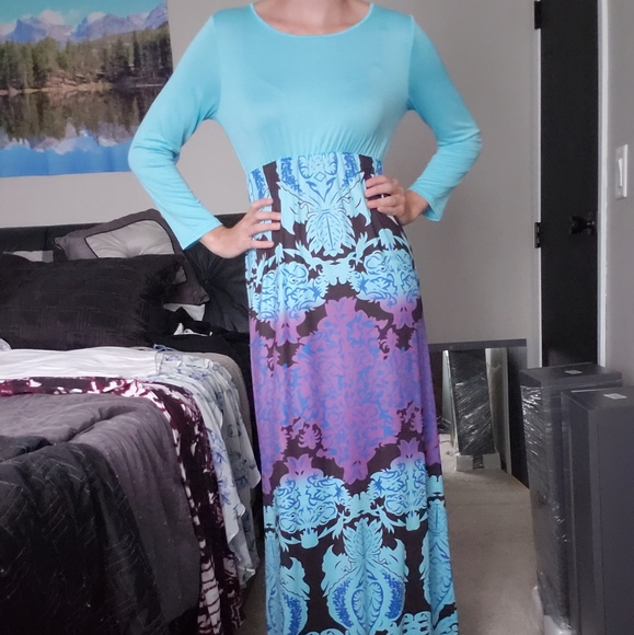 Wish Dresses & Skirts - Maxi dress